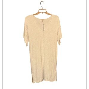 Anthropology Bordeaux size medium new with tags, tonic cream colored